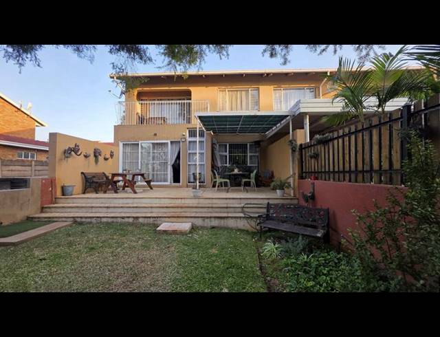 4 BEDROOM TOWNHOUSE FOR SALE IN WONDERBOOM